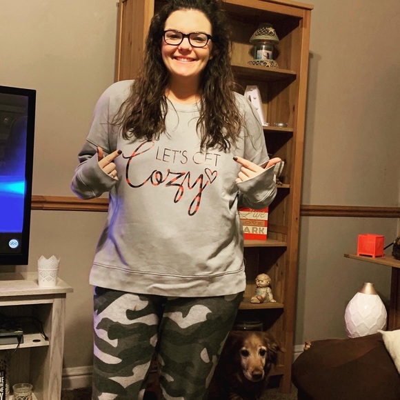 “Let’s Get Cozy” Crewneck Sweatshirt size s-xl - Picture 3 of 3